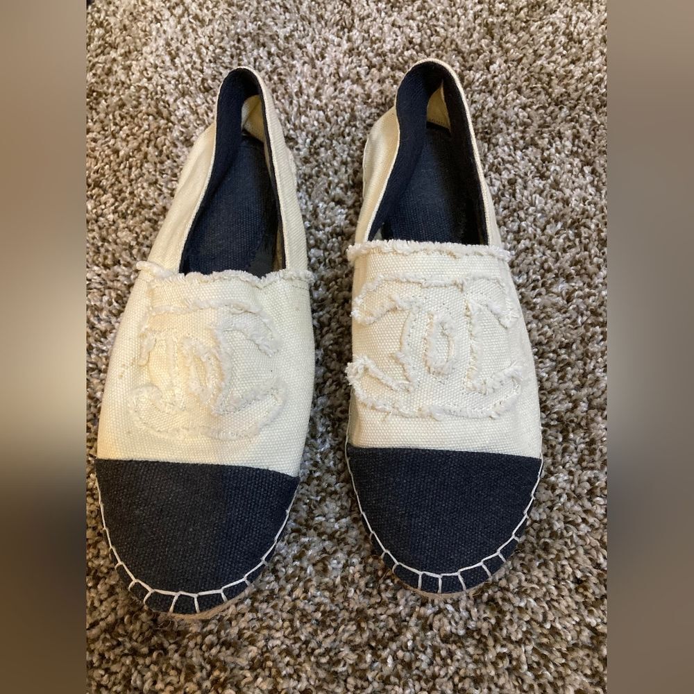 Chanel Espadrille Linen Canvas Shoes with Black Toe Cap, Size 37